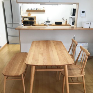 ISSEIKI NORN Dining Table