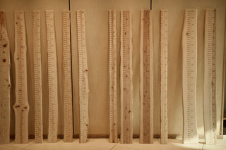 日本岐阜県 - Wood Height Meter 身長計