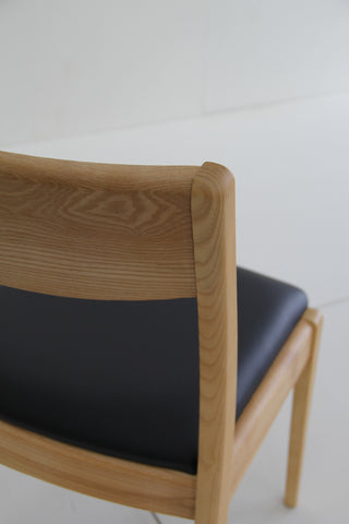 NOTCH Dining Chair